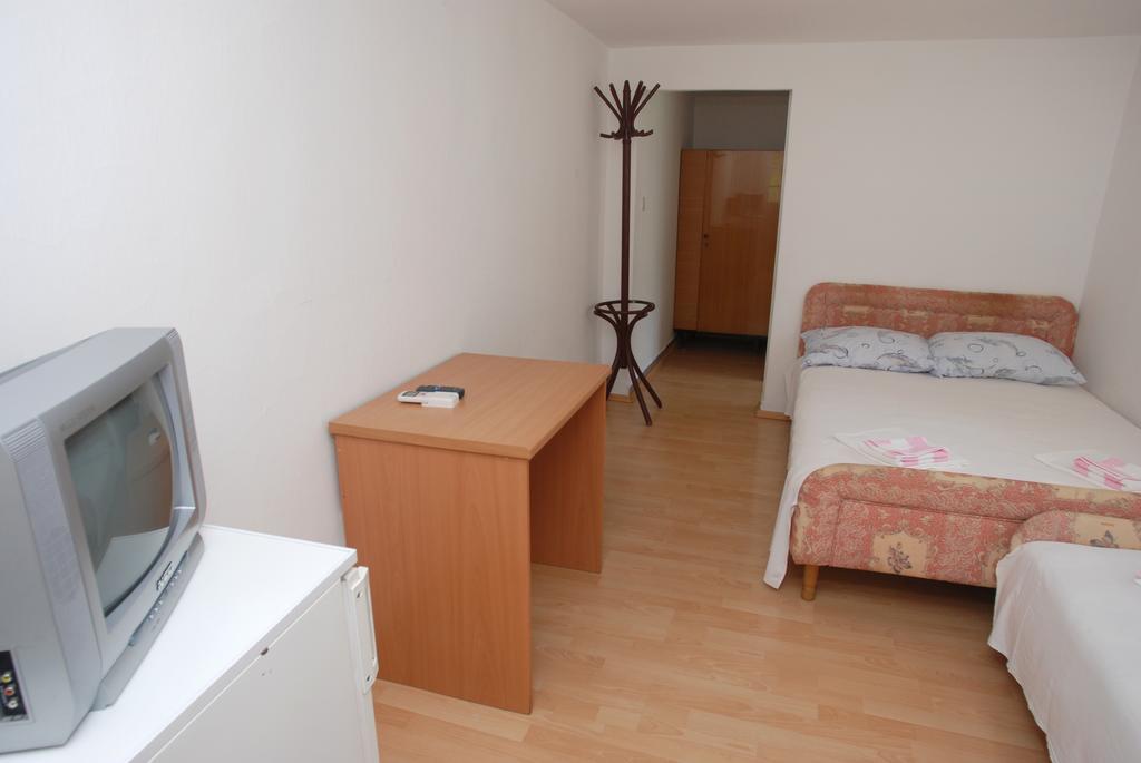 Apartments Slavica Rafailovici Budva Zimmer foto